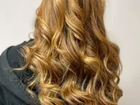 Al Giglio Hair Spa di Natasha Maconi Dipl. Fed.