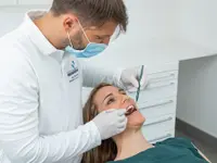 Clinica Dentaria Tre Valli Schulthess & Ottobrelli - Klicken Sie, um das Bild 15 in einer Lightbox vergrössert darzustellen