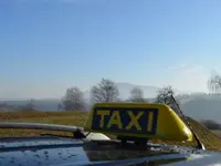 Reiat Taxi - Klicken Sie, um das Bild 5 in einer Lightbox vergrössert darzustellen