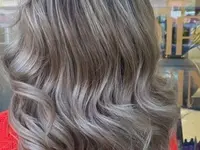 Coiffeur Nina