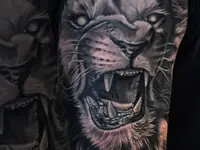 Realistic Tattoo Genève //Tatouage et Piercing Genève - Klicken Sie, um das Bild 9 in einer Lightbox vergrössert darzustellen