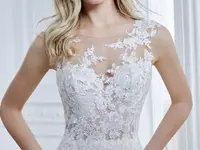 Russell's Elegance. Robe de rêve pour un jour inoubliable