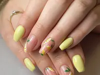 Peppy Nails
