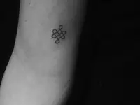 LUMIERE TATTOO SHOP