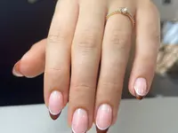 Peppy Nails