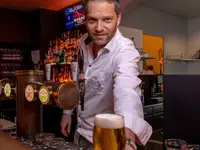 Helvetia Sport Bar Interlaken - Klicken Sie, um das Bild 2 in einer Lightbox vergrössert darzustellen