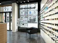 Burri Optik und Kontaktlinsen beim Bellevue in Zürich