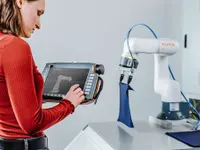 KUKA CEE GmbH, Steyregg Zweigniederlassung Buchs - Klicken Sie, um das Bild 1 in einer Lightbox vergrössert darzustellen