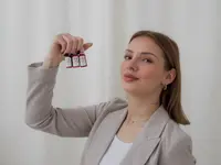 S COSMETIC