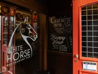 White Horse - cliccare per ingrandire l’immagine 1 in una lightbox