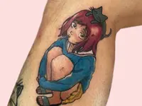 Raketenwacholder Tattoo und Piercing