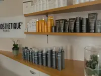 Coiffure Moderne La Biosthétique - Klicken Sie, um das Bild 2 in einer Lightbox vergrössert darzustellen