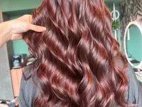 IUBA HAIRSTYLE