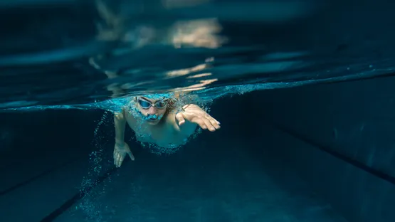 Sport machen und Knie und Hüften schonen?