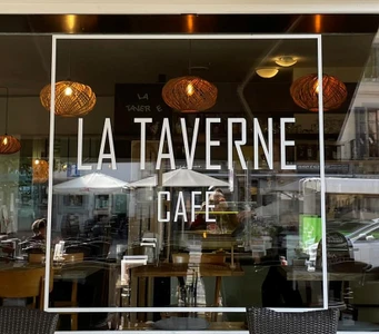 la Taverne Café