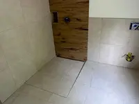 Simon Ernst Plattenbeläge