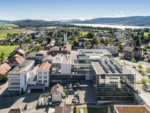 Laubscher Präzision AG - Klicken, um das Panorama Bild vergrössert darzustellen