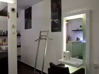 Coiffeur Kelmendi-Sonï - Klicken Sie, um das Bild 2 in einer Lightbox vergrössert darzustellen