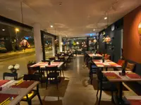 Indian Restaurant Nour