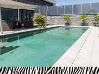 Zebra AG Garten & Pool