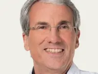 Dr. med. Carnes Jon