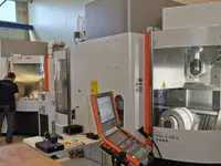 CNC-Mechanik Grossglauser AG - Klicken Sie, um das Bild 2 in einer Lightbox vergrössert darzustellen