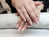 Nea Nails & Beauty - Klicken Sie, um das Bild 2 in einer Lightbox vergrössert darzustellen