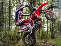 Velo Moto Reber