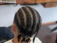 Coiffure Beryl - Klicken Sie, um das Bild 7 in einer Lightbox vergrössert darzustellen