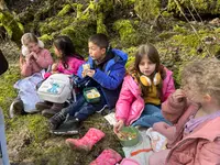 Fun With English Club The Hungry Caterpillar - Klicken Sie, um das Bild 32 in einer Lightbox vergrössert darzustellen