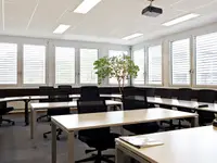 WISS Schulen für Wirtschaft Informatik Immobilien - Klicken Sie, um das Bild 9 in einer Lightbox vergrössert darzustellen