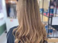 SHINE COIFFURE