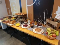 Notre brunch dominical de 10h à 14h-Logo