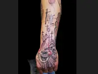Think in ink (Tattoo Studio)