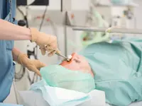 Augenchirurgie am Bahnhof