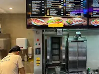 Restaurant & Take Away Lindentreff
