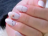 Real Nails Zurich - Nagelstudio - Gelnägel - Frenchnägel - Nägelstudio
