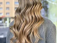 7th Sense Hairstyling