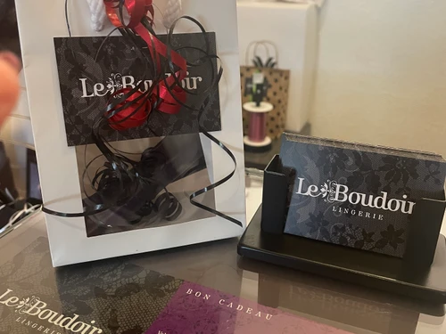 Le Boudoir Lingerie - Klicken, um das Panorama Bild vergrössert darzustellen