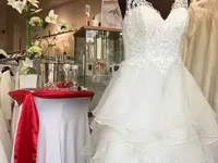 Russell's Elegance. Robe de rêve pour un jour inoubliable
