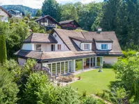 IDZ Immobilien Dienstleistungszentrum GmbH