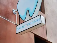 Genève Enseigne