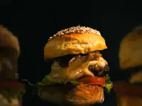 Burger Hunter Kodia - Klicken Sie, um das Bild 1 in einer Lightbox vergrössert darzustellen