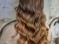 Coiffure Haarwerk