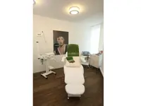Coiffeur & Kosmetik Huwyler