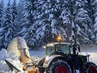 Servizi e lavori agricoli - Bassi Mirko
