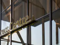 unit-design gmbh – studio für signaletik