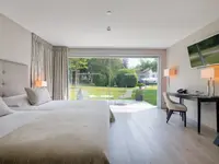 Le Petit Manoir
