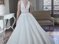 Russell's Elegance. Robe de rêve pour un jour inoubliable