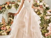 Russell's Elegance. Robe de rêve pour un jour inoubliable
